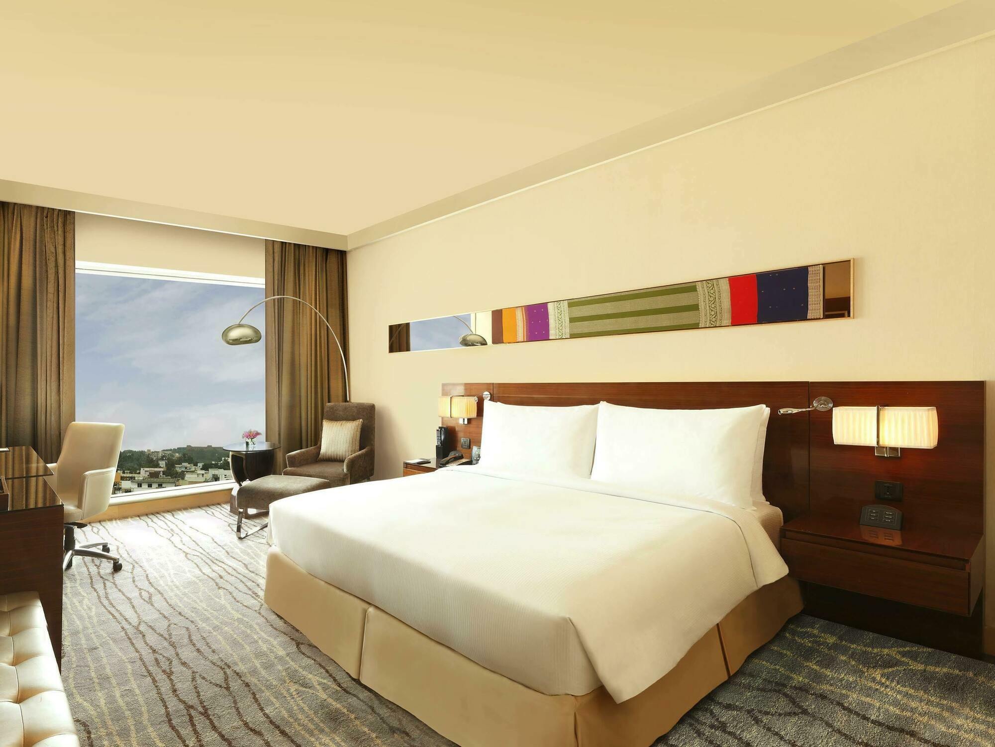 Hotel Hilton Chennai Zewnętrze zdjęcie